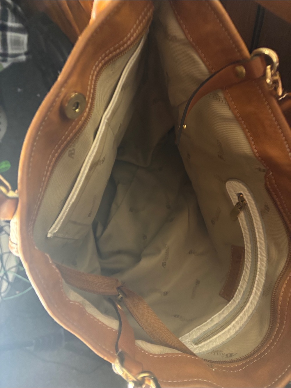 Asia Bellucci white genuine leather satchel - Picture 9 of 16